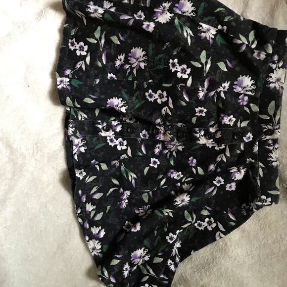 Floral skirt - Picture 2 of 2